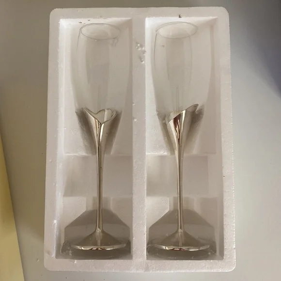 Lenox Heart Flute Pair - Picture 6 of 7